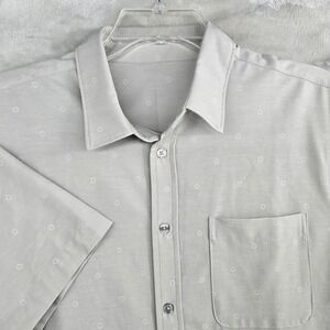 Vuori Mens Gray Short Sleeve Button Up Shirt Polka Dot Pocket Size Medium